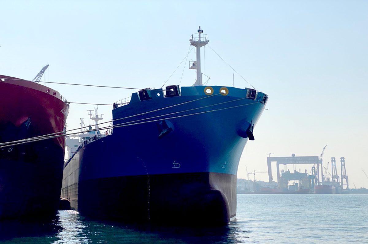 Successful Sea Trials of the First 39,000 DWT Product/Chemical Tanker Under AMC Supervision !